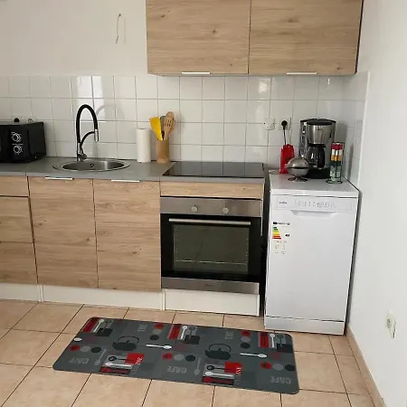 Apartment Proche Du Centre *